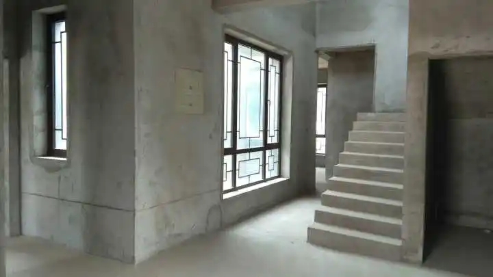 建設(shè)水泥房應該如何進行保養(yǎng)?